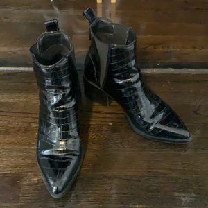 Black Steve Madden boots